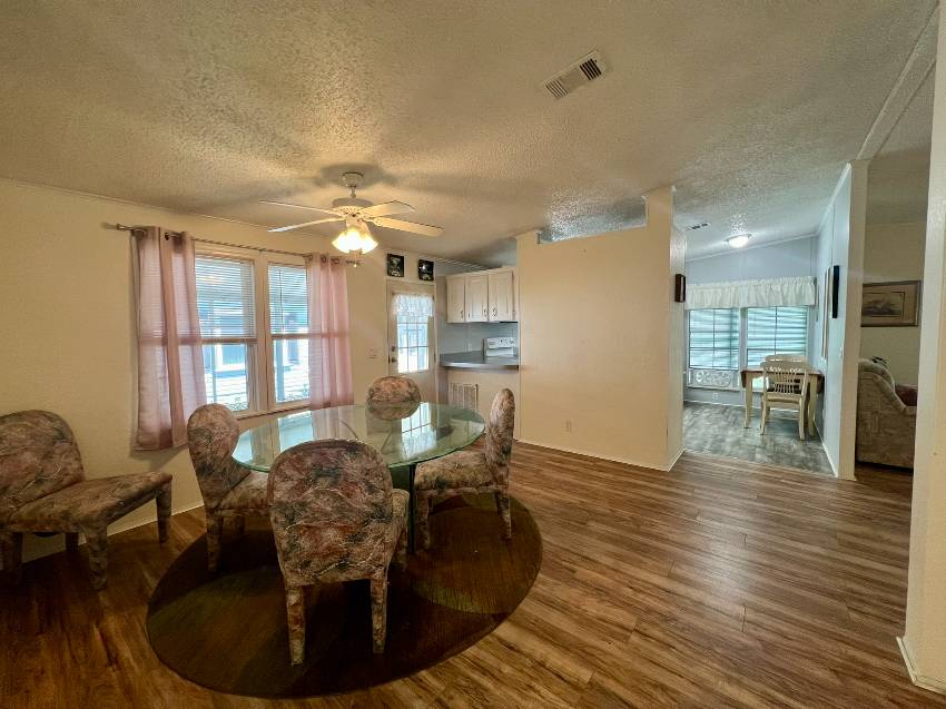 9814 Sucia Circle a Parrish, FL Mobile or Manufactured Home for Sale